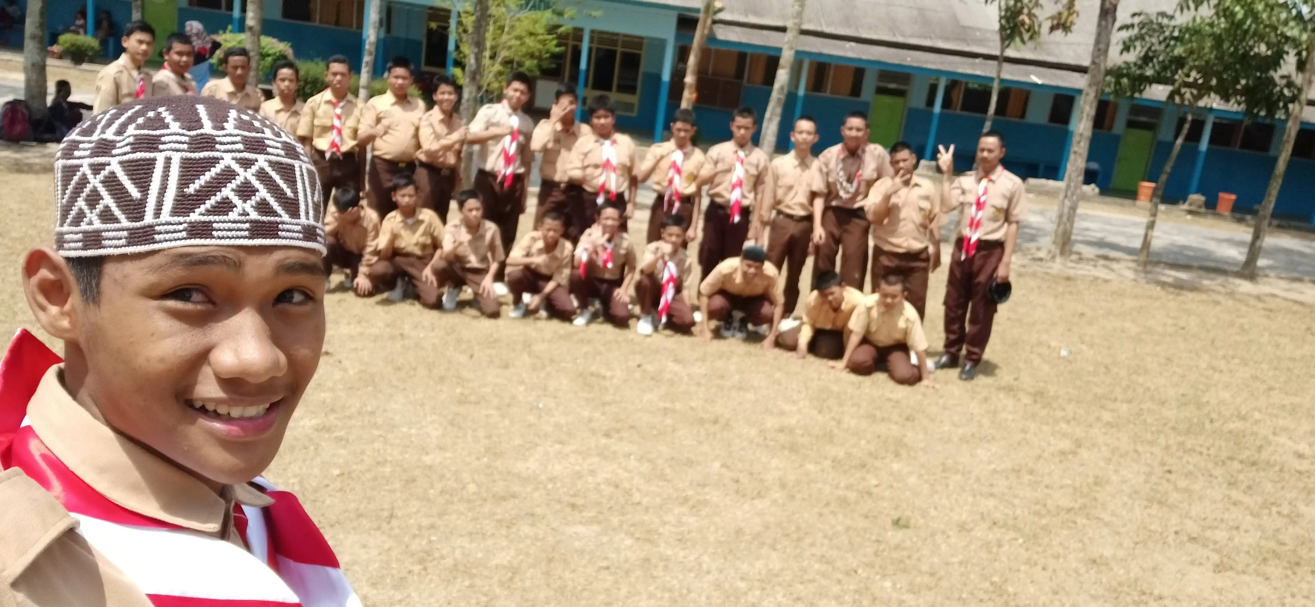 Ekskul Pramuka 76